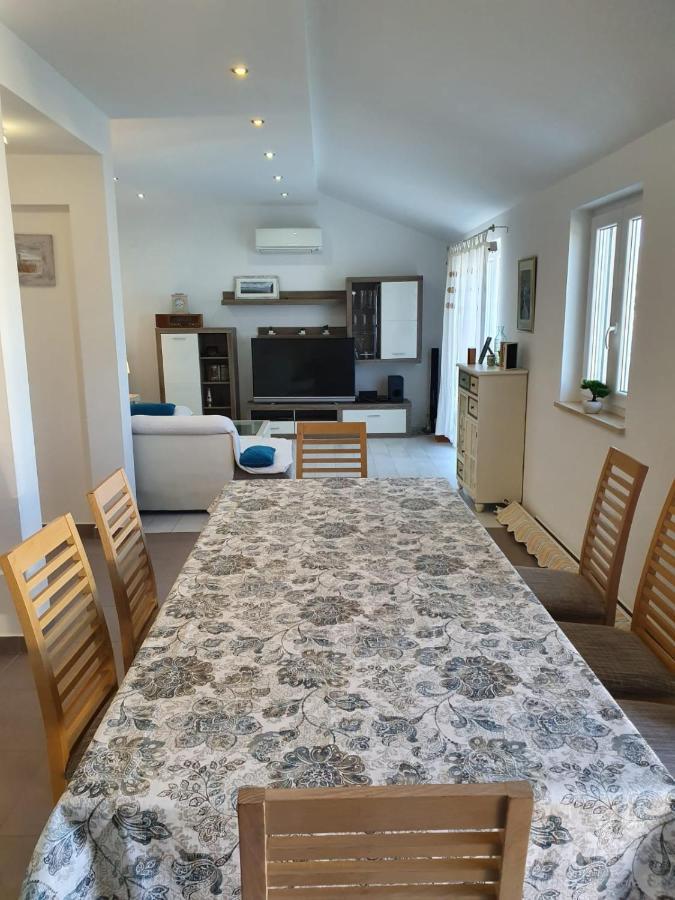 Apartman Baric Sevid ภายนอก รูปภาพ